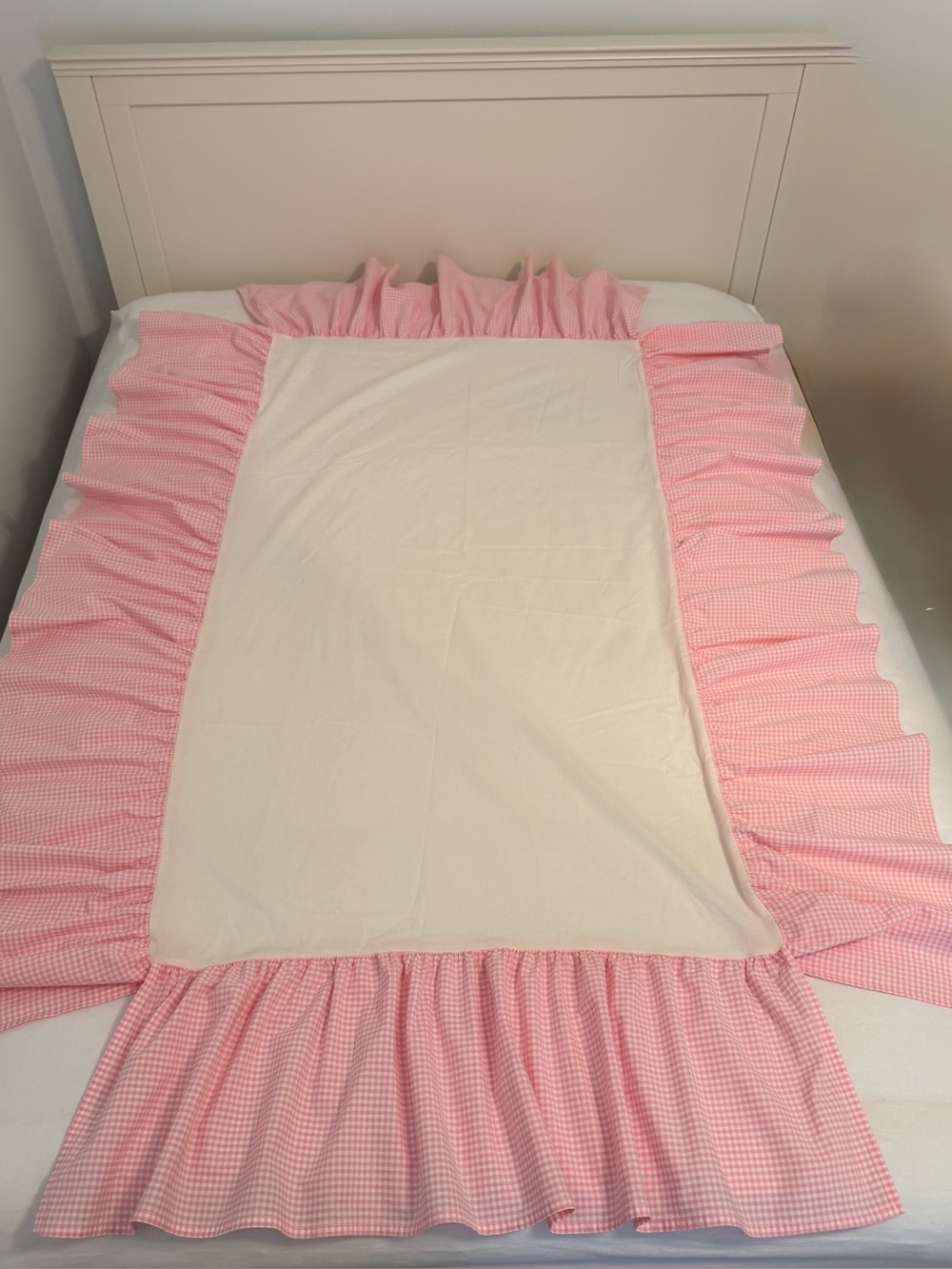 Pottery Barn Kids / Baby  Checked Crib Skirt
